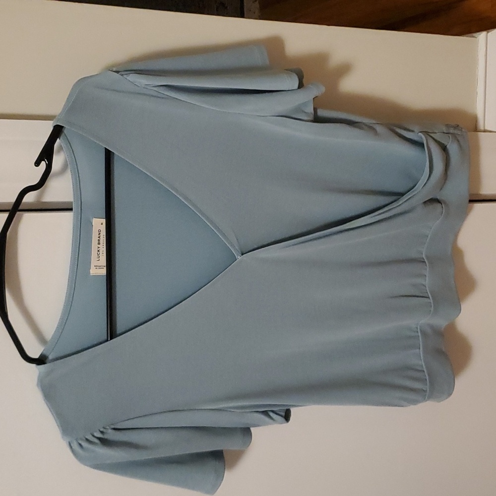 NWOT Lucky Brand top